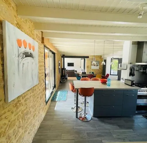 Villa Propriete*piscine*sarlat Sarlat-la-Caneda